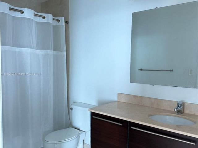 Квартира в аренду номер3811 - фото 6809699