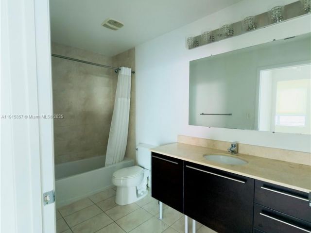 Квартира в аренду номер3811 - фото 6809702