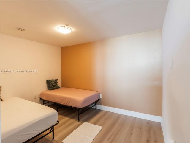 Квартира в аренду номер3703 - фото 6808759