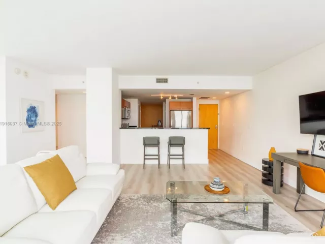 Квартира в аренду номер3703 - фото 6808773