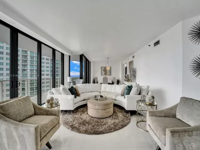 Квартира в аренду номер1114 - фото 6806887