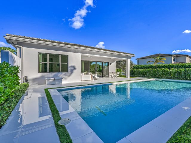 Продажа дома по адресу 8538 Apple Falls Lane - фото 6839581