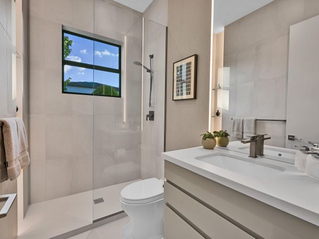 Продажа дома по адресу 8538 Apple Falls Lane - фото 6839587