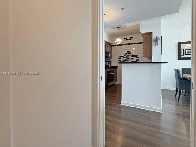 Продажа квартиры #2918 - фото 6812129