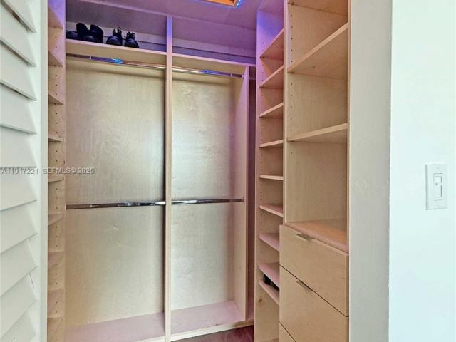 Продажа квартиры #2918 - фото 6812132