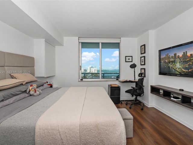 Продажа квартиры #2918 - фото 6812136