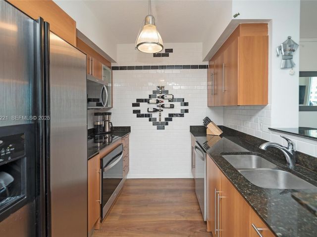 Продажа квартиры #2918 - фото 6812138