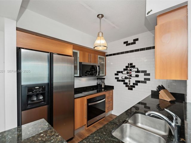 Продажа квартиры #2918 - фото 6812139