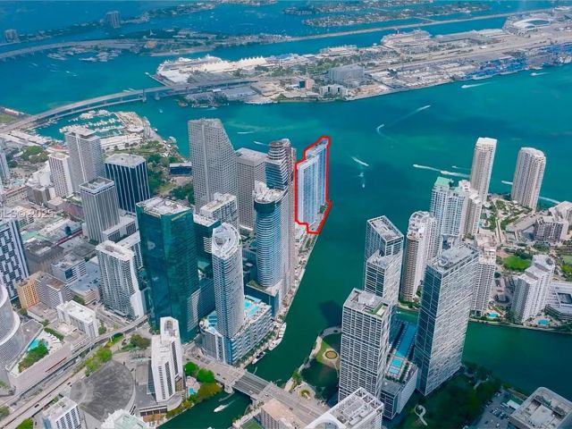 Продажа квартиры #2918 - фото 6812144