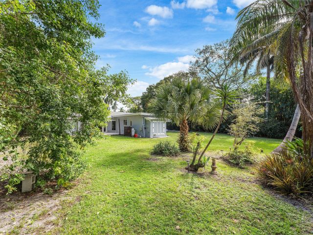 Продажа дома по адресу 2573 SW 30th Terrace - фото 6807582