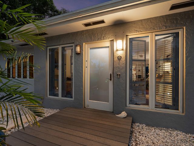 Продажа дома по адресу 2573 SW 30th Terrace - фото 6807587