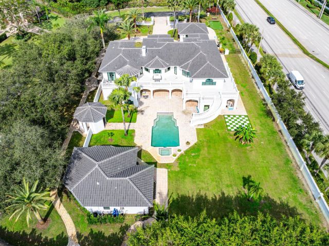 Продажа дома по адресу 17600 E Fieldbrook Circle E - фото 6846569