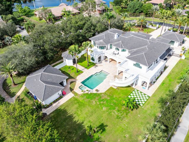 Продажа дома по адресу 17600 E Fieldbrook Circle E - фото 6846571