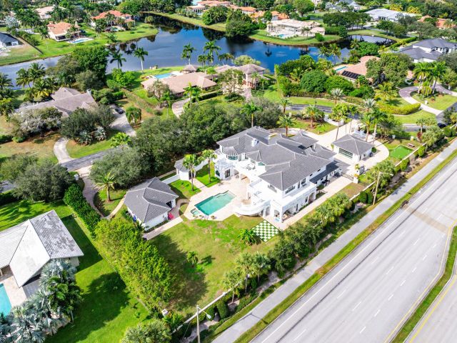 Продажа дома по адресу 17600 E Fieldbrook Circle E - фото 6846573