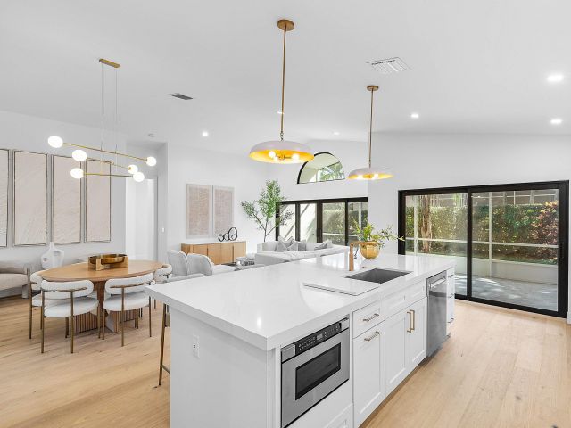 Продажа дома по адресу 5723 Aspen Ridge Circle - фото 6826339