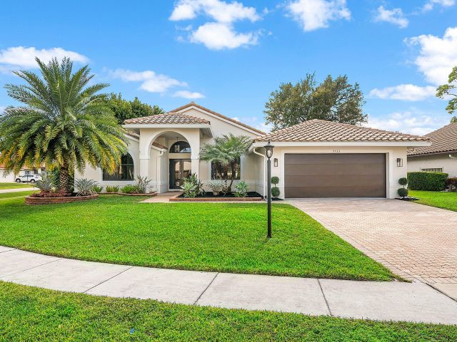 Продажа дома по адресу 5723 Aspen Ridge Circle - фото 6826352