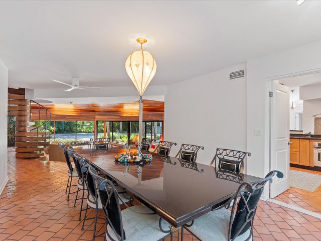 Продажа дома по адресу 815 Tangerine Way - фото 6826605