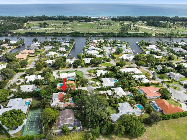 Продажа дома по адресу 815 Tangerine Way - фото 6826614