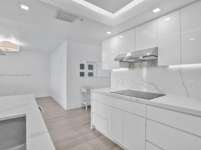 Продажа квартиры #1907 - фото 6811475