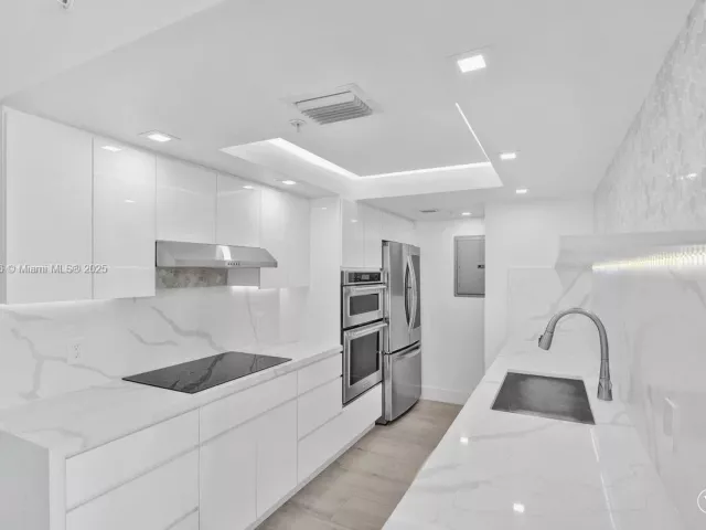 Продажа квартиры #1907 - фото 6811474