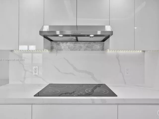 Продажа квартиры #1907 - фото 6811476