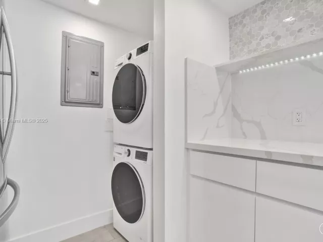 Продажа квартиры #1907 - фото 6811477