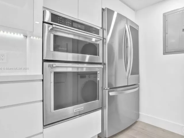 Продажа квартиры #1907 - фото 6811478