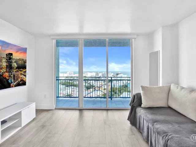 Продажа квартиры #1907 - фото 6811483