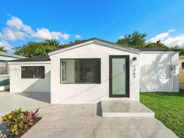 Дом в аренду по адресу 1367 NW 41st St - фото 6810364