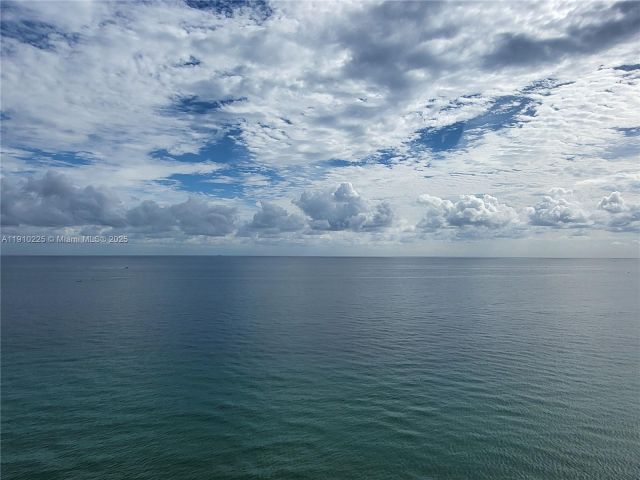 Квартира в аренду номер2401 - фото 6811850