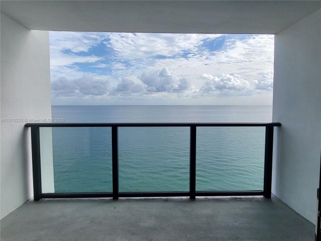 Квартира в аренду номер2401 - фото 6811851