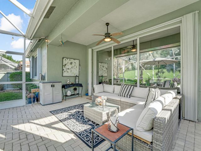 Продажа дома по адресу 9174 Bay Point Circle - фото 6836010