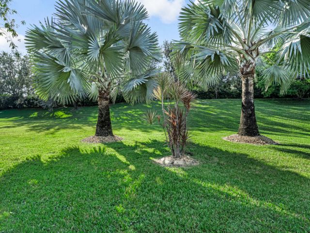 Продажа дома по адресу 9174 Bay Point Circle - фото 6836019