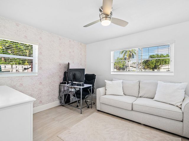 Дом в аренду по адресу 124 Oregon Lane - фото 6833187