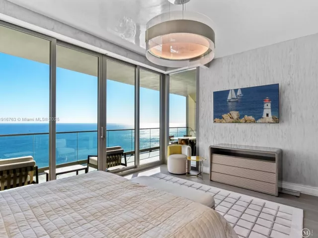 Продажа квартиры #2602 - фото 6812874