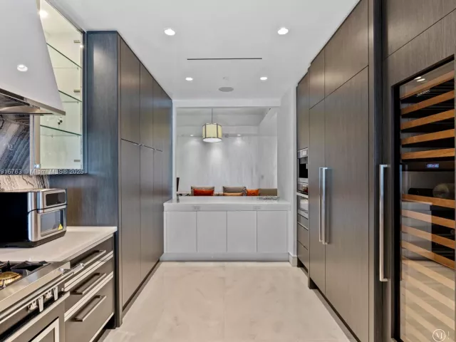 Продажа квартиры #2602 - фото 6812878