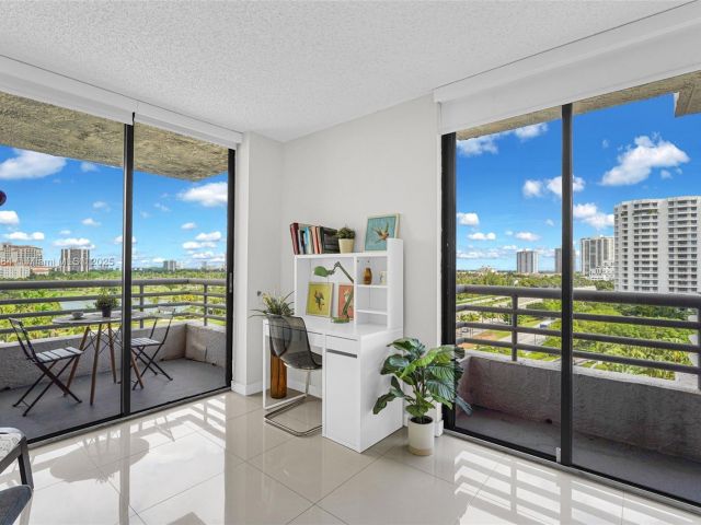 Продажа квартиры #1007 - фото 7430737