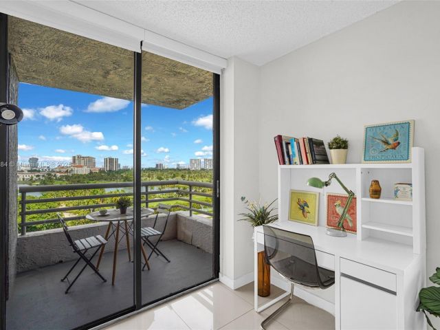 Продажа квартиры #1007 - фото 7430738