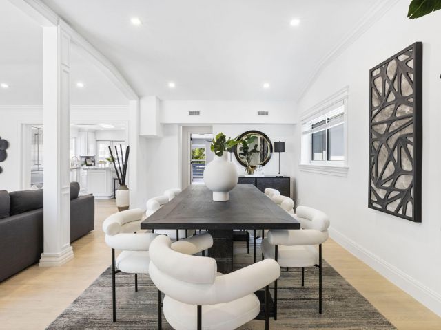 Продажа дома по адресу 1330 NE 4th Avenue - фото 6814441