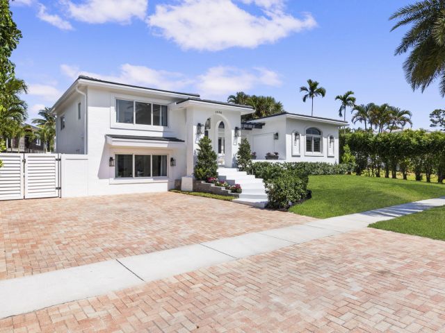 Продажа дома по адресу 1330 NE 4th Avenue - фото 6814448