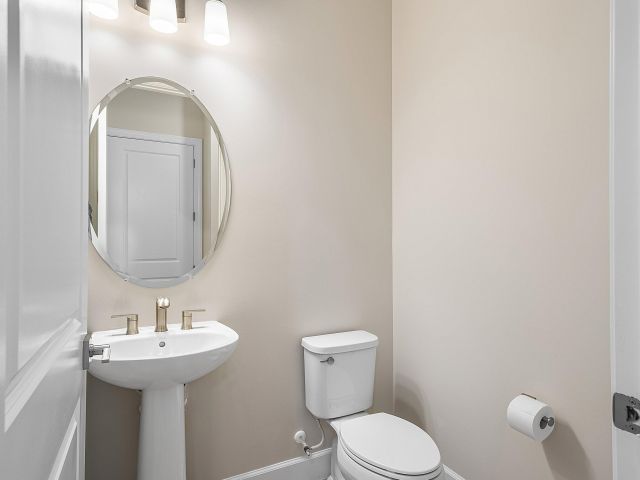 Продажа дома по адресу 349 Geillis Path - фото 6812896