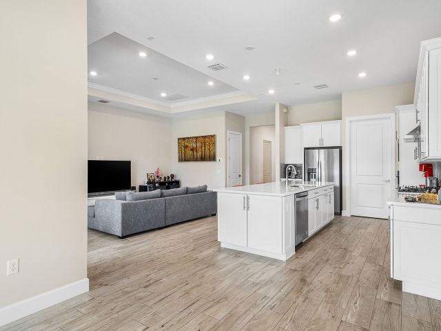 Продажа дома по адресу 349 Geillis Path - фото 6812898