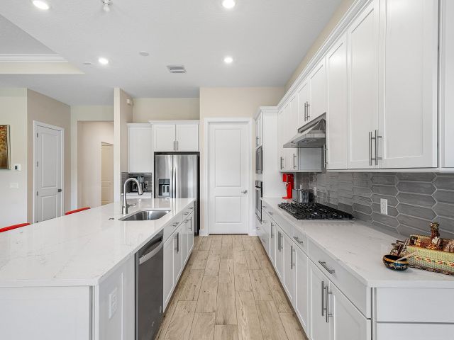 Продажа дома по адресу 349 Geillis Path - фото 6812903