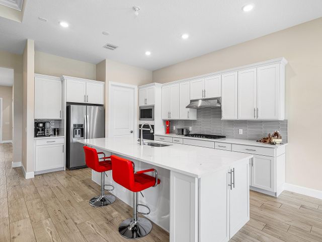 Продажа дома по адресу 349 Geillis Path - фото 6812905