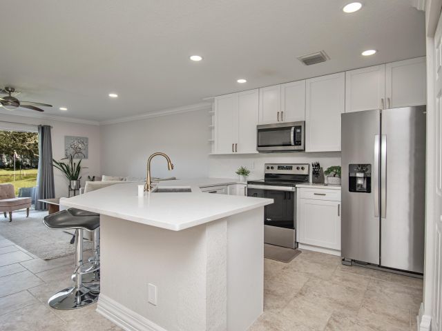 Дом в аренду по адресу 16081 Sierra Palms Drive - фото 6811453