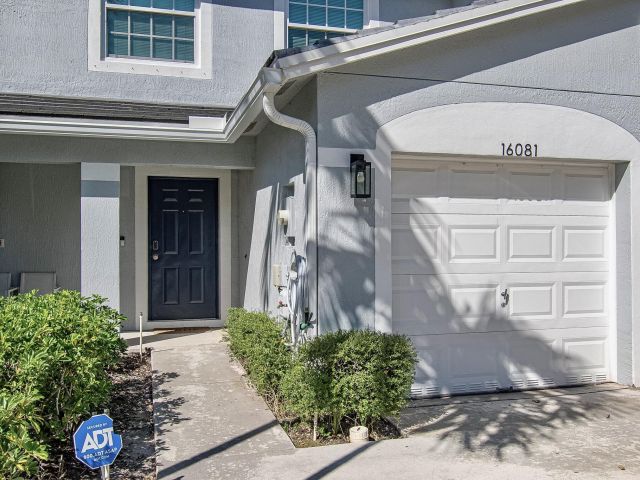 Дом в аренду по адресу 16081 Sierra Palms Drive - фото 6811461