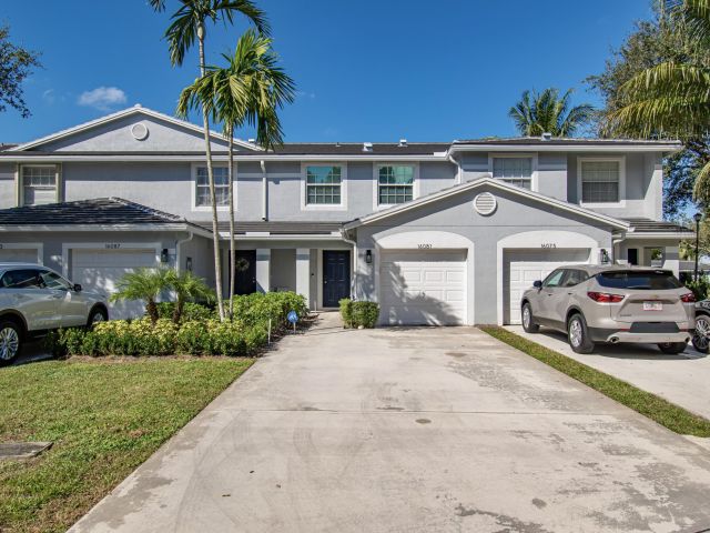 Дом в аренду по адресу 16081 Sierra Palms Drive - фото 6811463