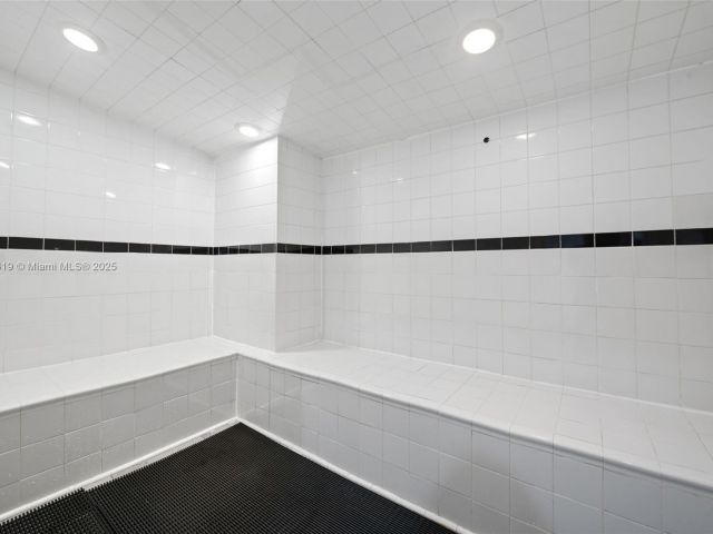 Продажа квартиры #718 - фото 7433622