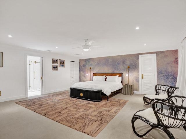 Продажа дома по адресу 247 SE 3rd Avenue - фото 6827469