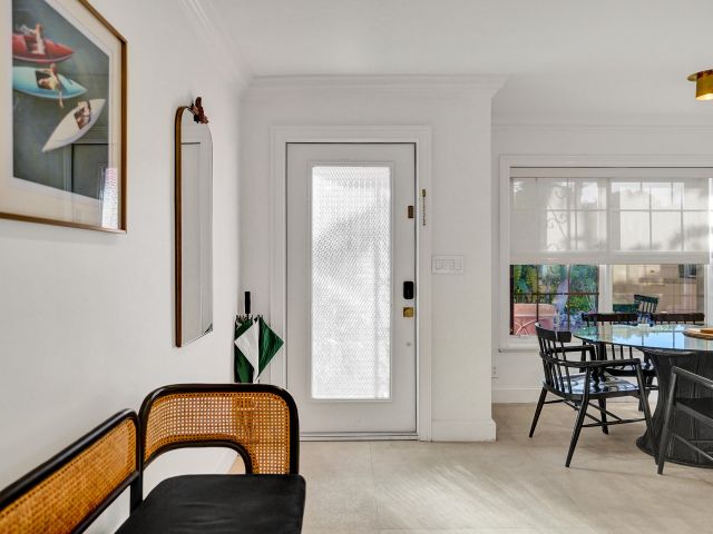 Продажа дома по адресу 247 SE 3rd Avenue - фото 6827478